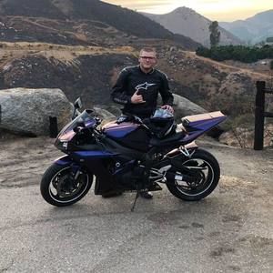 Meet your Posher, Nicholas